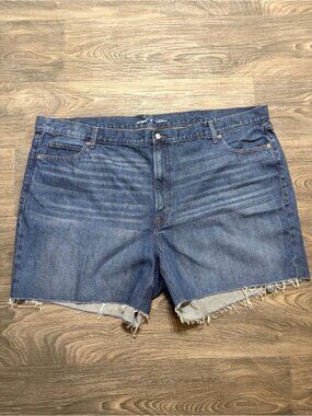 Old Navy Jean Shorts Plus Size 28 Cutoff Slouchy Straight Medium Wash NEW